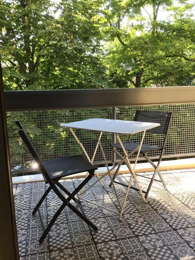 Apartamento Grand T2 5Min Du Centre Historique D'Aix En Provence Aix-en-Provence 0*,  Francia